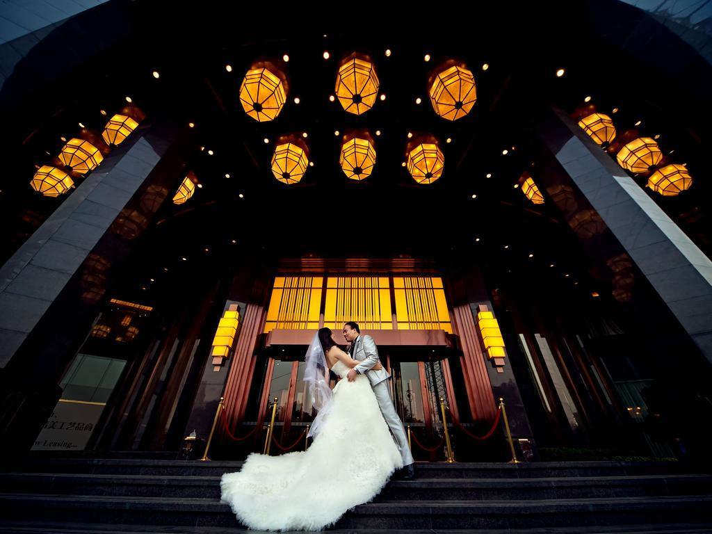 Optics Valley Kingdom Plaza Wuhan Exterior foto